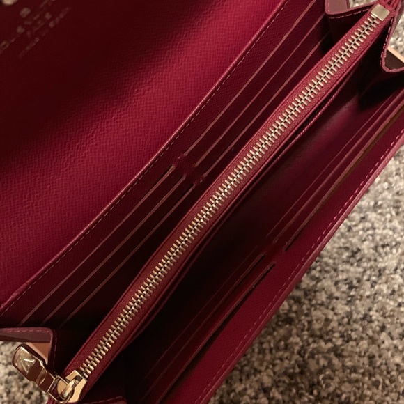 LV Sarah Wallet - Picture 5 of 7